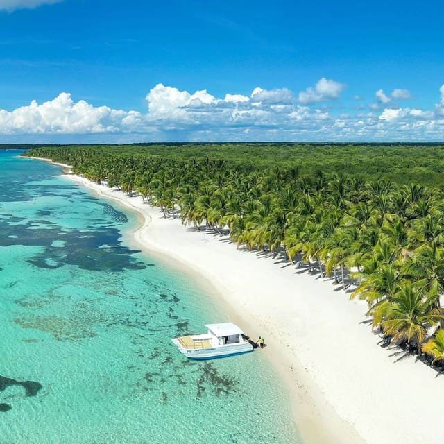 Punta Cana: Catamaran Boat to Saona Island with Buffet Lunch - Image 7
