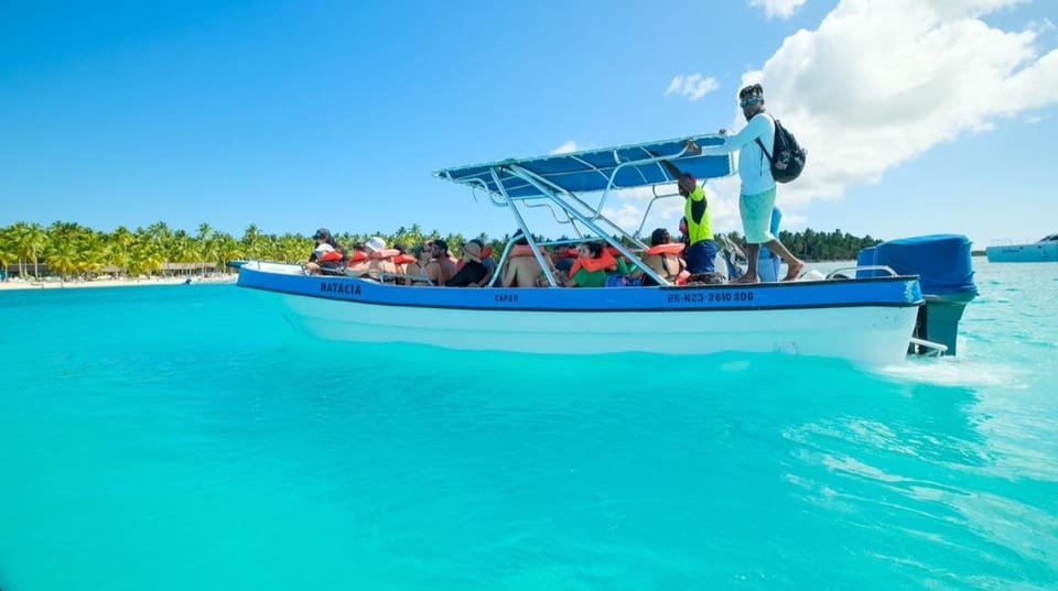 Punta Cana: Catamaran Boat to Saona Island with Buffet Lunch - Image 13