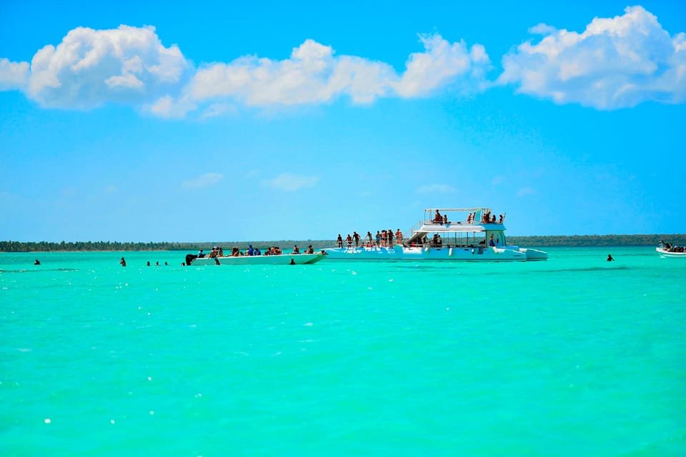 Catamaran Tour to Saona Island: Lunch & Open Bar Experience - Image 13