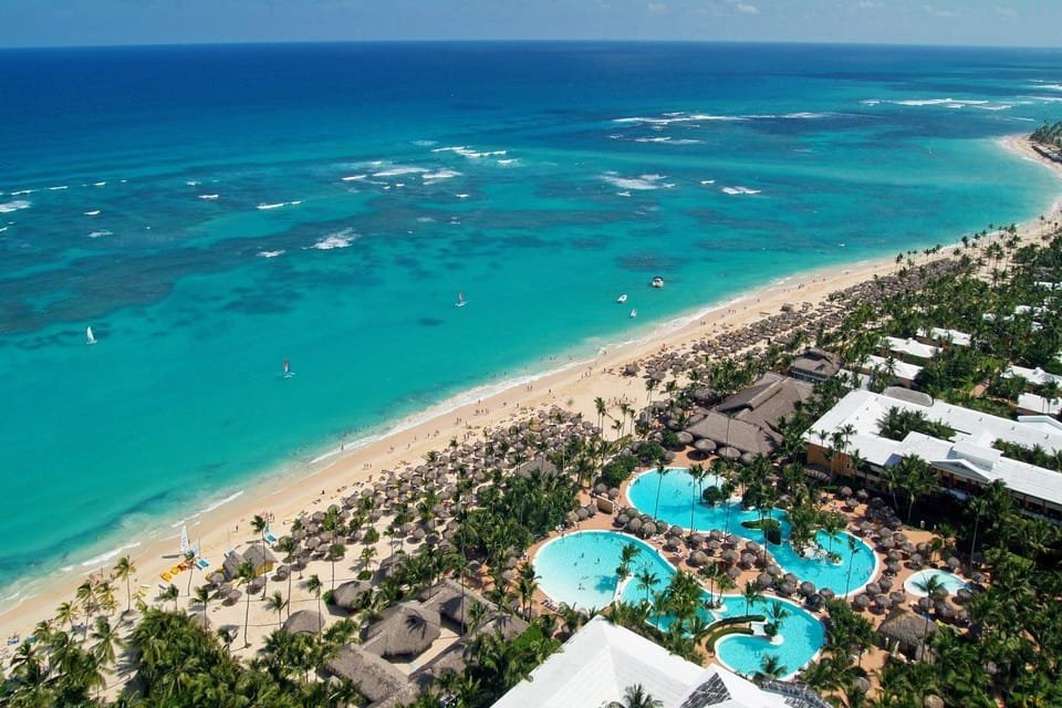 Private Transfer from SDQ to Iberostar Dominicana - Image 4