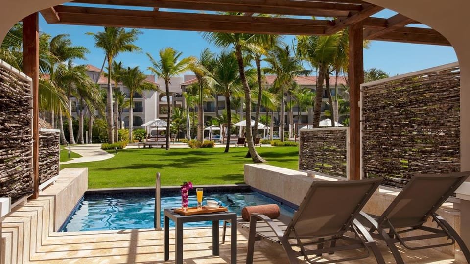 Private Transfer Secrets Royal Beach to Punta Cana Airport - Image 5
