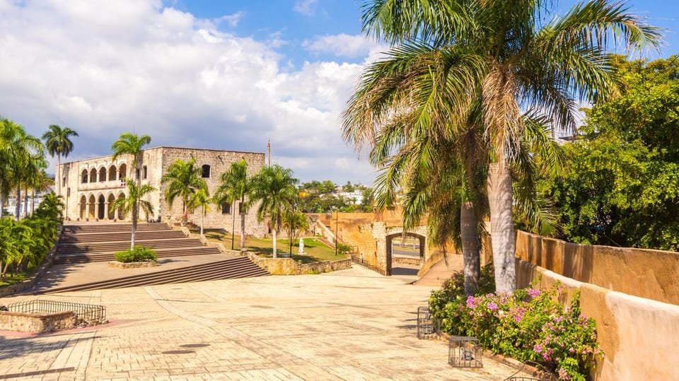 Santo Domingo city tour with lunch from Punta Cana - Image 5