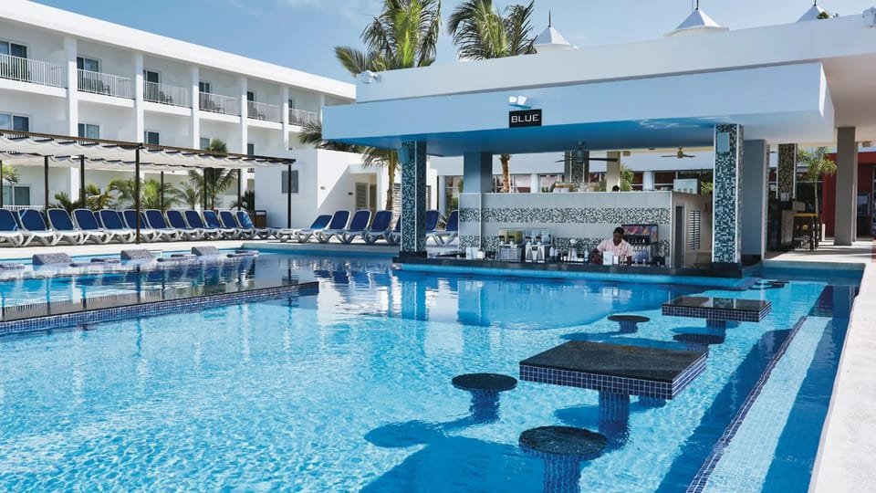 Private Tranasfer from Punta Cana Airport to Riu Bambu hotel - Image 6