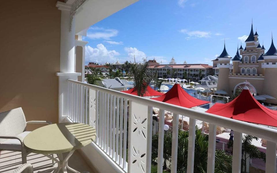 Private Tranfer Punta Cana Airport to Riu Bambu - Image 7