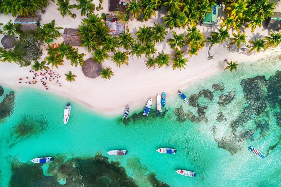 Punta Cana: Boat Tour to Isla Saona, Open Bar & Buffet Lunch - Image 10