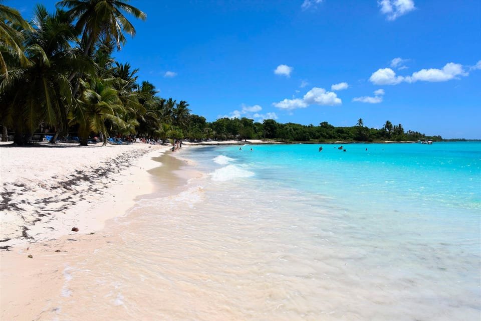 Catamaran Tour to Saona Island: Lunch & Open Bar Experience - Image 8