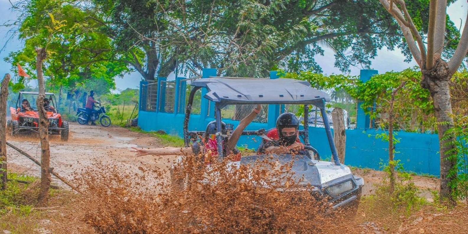 PUNTA CANA WILD BUGGY BREAKS TRACK WITH EXTRAMAS PROTECTION - Image 2