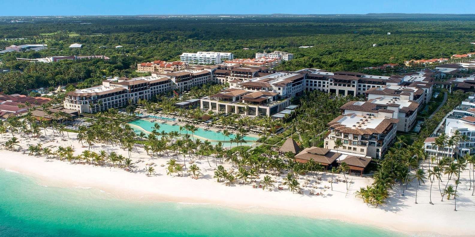 Private Transfer Punta Cana Airport to Lopesan Costa Bavaro - Image 3