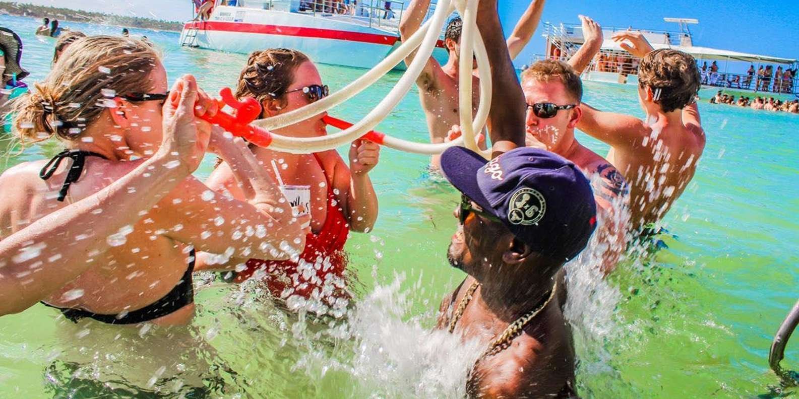 Party boat in Punta Cana with Open Bar and Reef Snorkeling - Image 5