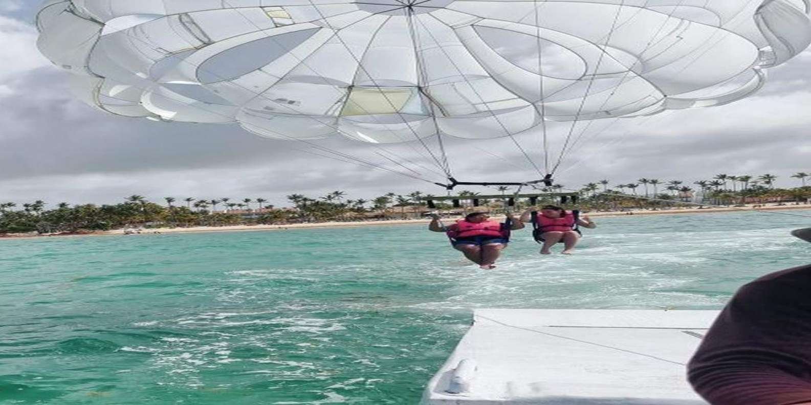 Parasailing in Punta Cana: Adrenaline Rush in the Sky - Image 6