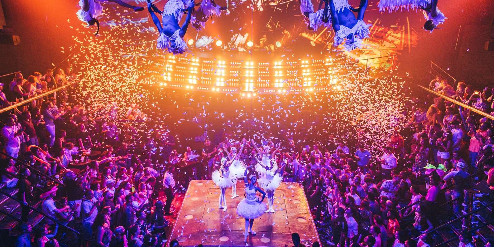 Punta Cana: Coco Bongo Nightclub with Round-Trip Transfer - Image 8