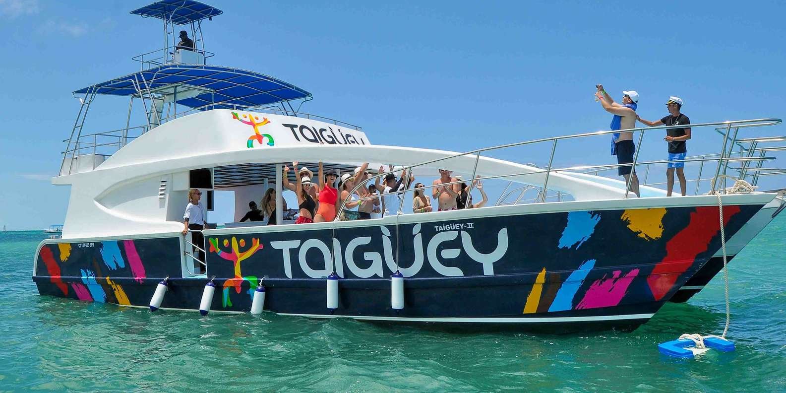 Punta Cana: Catamaran Tour with Taiguey Emotion Show - Image 10